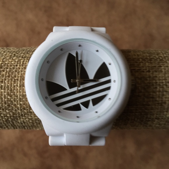 ADIDAS ORIGINAL PRE-LOVED AUTHENTIC WHITE & BLACK SOFT SILICONE SIGNATURE WATCH - Picture 12 of 15